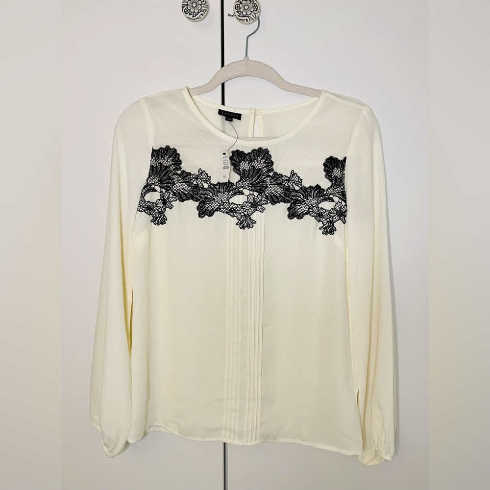 TALBOTS BLOUSE Size: XS * New With Tags *